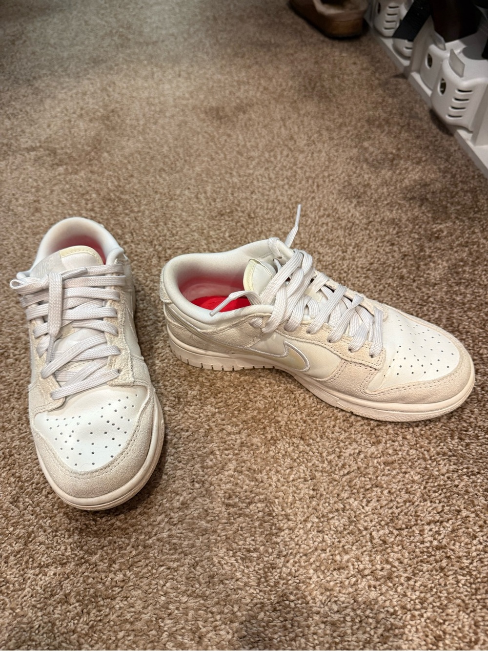 Cream-White Nike Dunk Low-Top Sneakers size 6